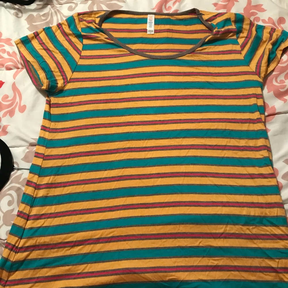 Lularoe classic T